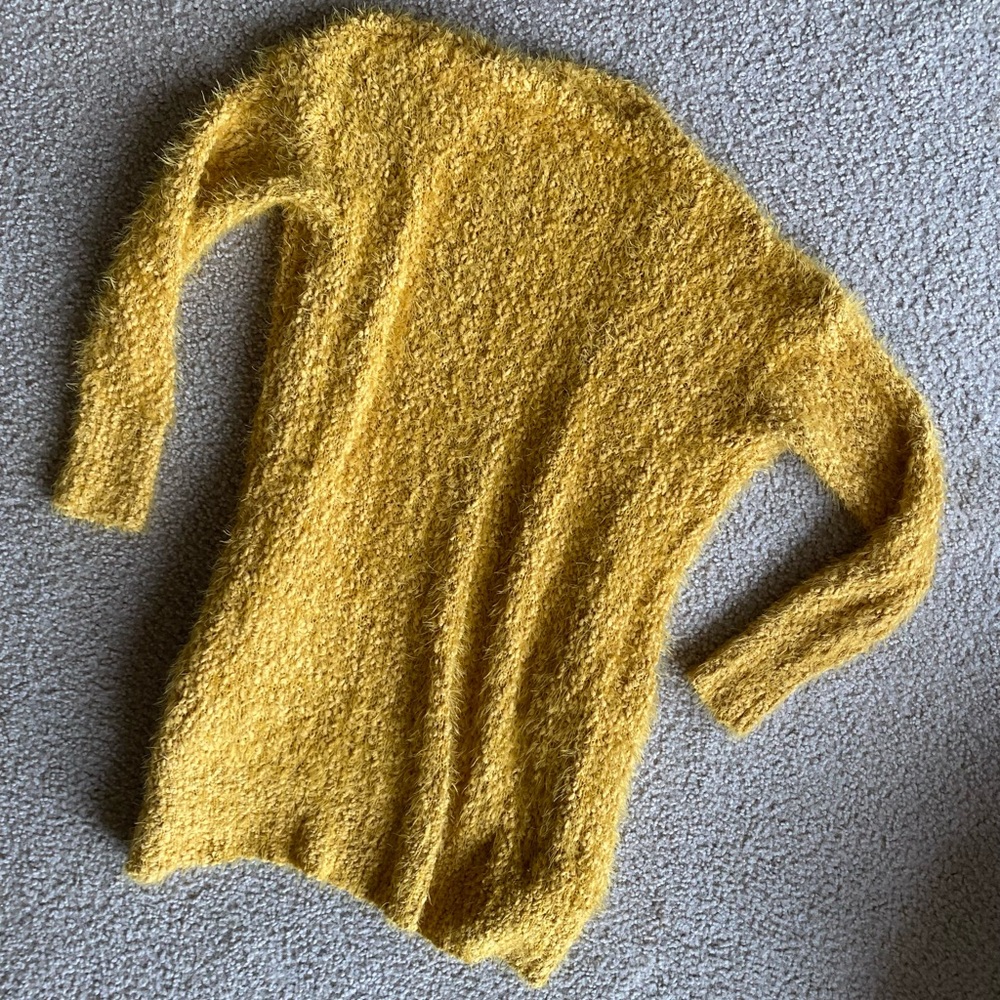 Merokeety Cardigan - Picture 3 of 5